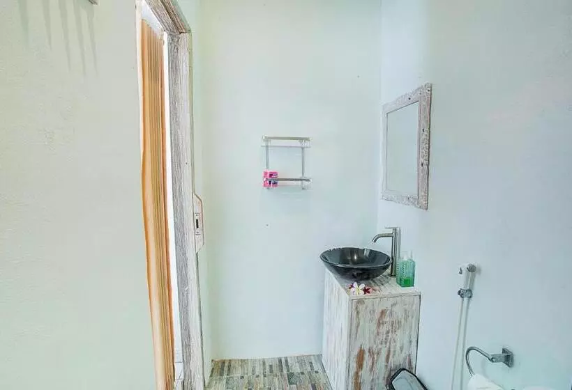 پانسیون Naturale Guest House