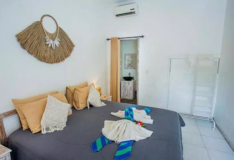 پانسیون Naturale Guest House