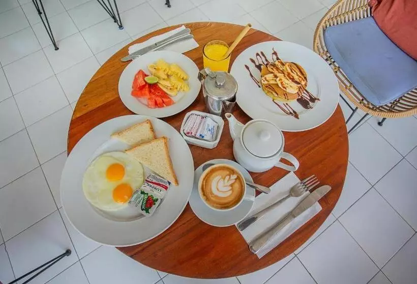 پانسیون Naturale Guest House