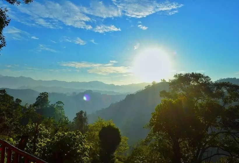 Majatalo Rainbow Sky Cottage Ella