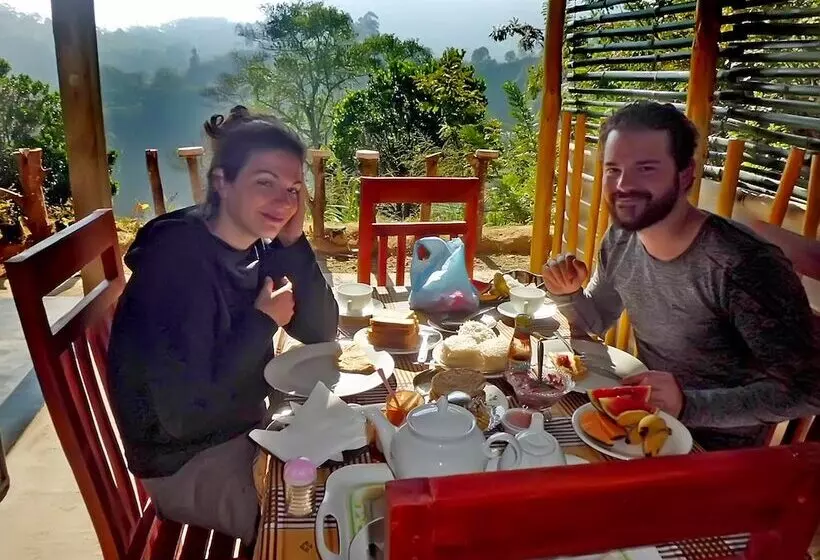 Majatalo Rainbow Sky Cottage Ella