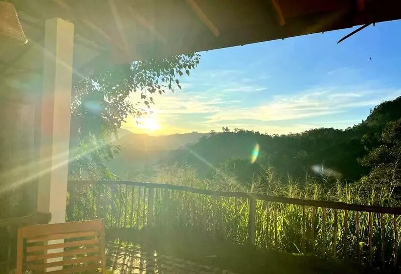 Majatalo Rainbow Sky Cottage Ella