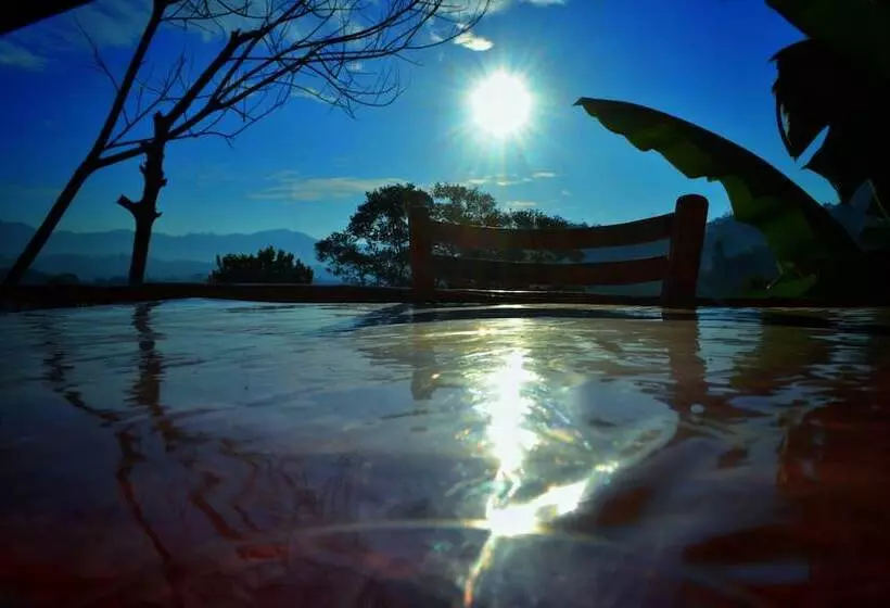 Majatalo Rainbow Sky Cottage Ella