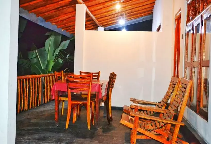 Majatalo Rainbow Sky Cottage Ella