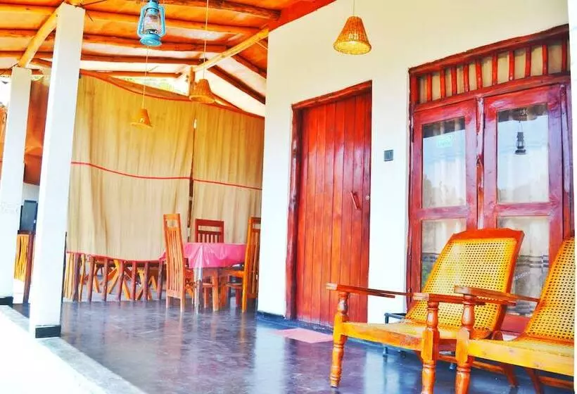 Majatalo Rainbow Sky Cottage Ella