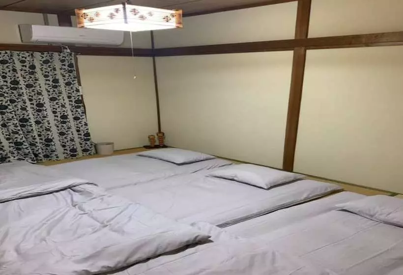 ペンション Sanosanchi Tsuru