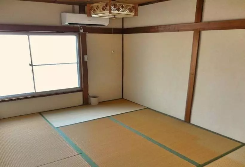 ペンション Sanosanchi Tsuru