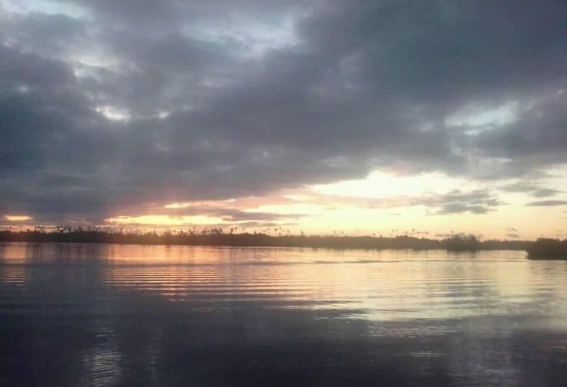 ペンション Serah's Lagoon Hideaway