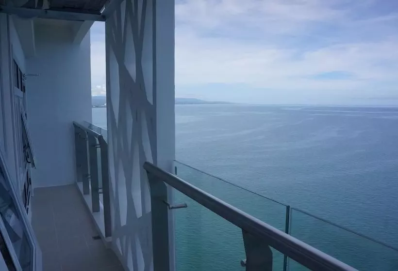 Amazing Seaview Arterra Penthouse
