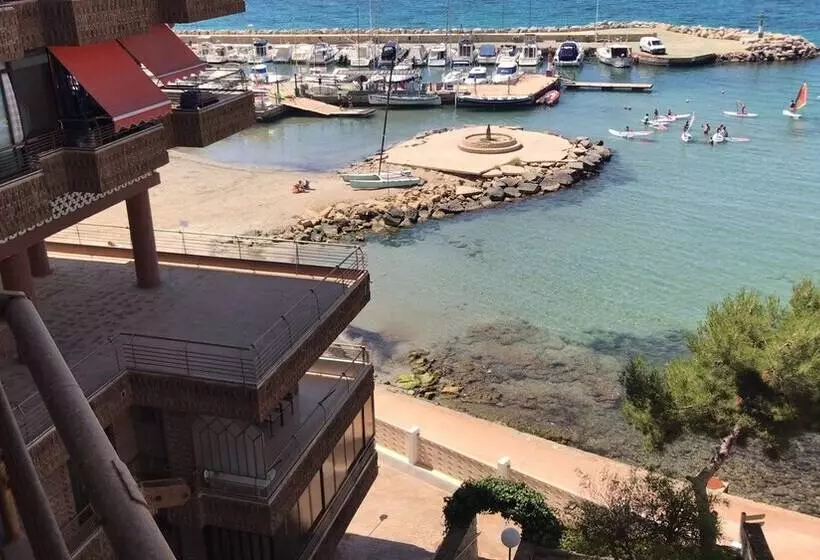 First Line Beach Apartment Alicante