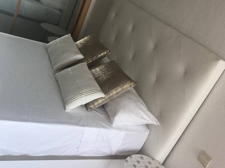 First Line Beach Apartment Alicante