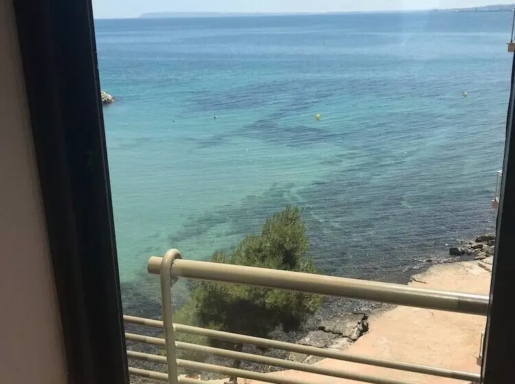 First Line Beach Apartment Alicante