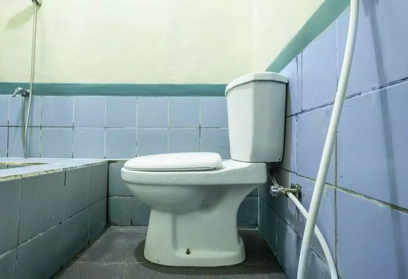 Hotelli Oyo 2141 Pondok Pulo Sari 2