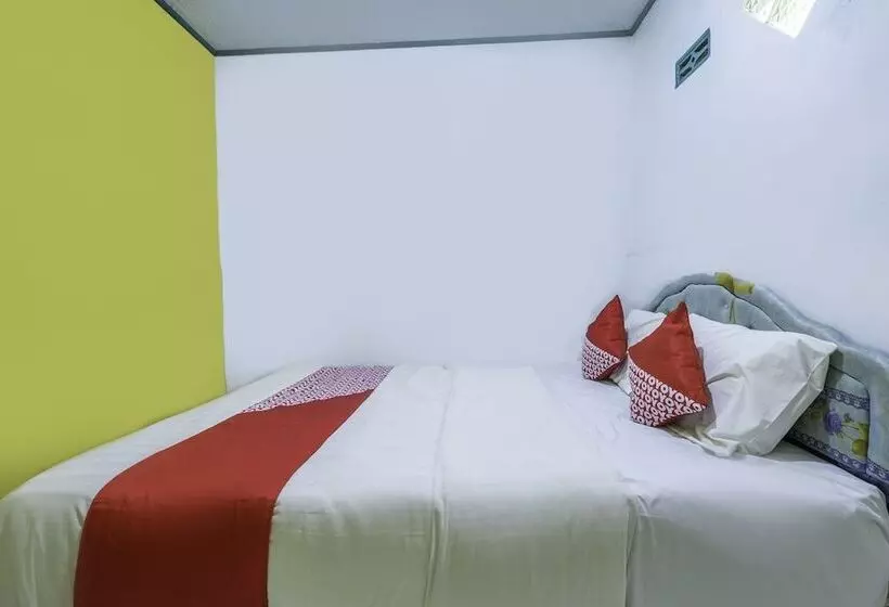 Hotelli Oyo 2141 Pondok Pulo Sari 2