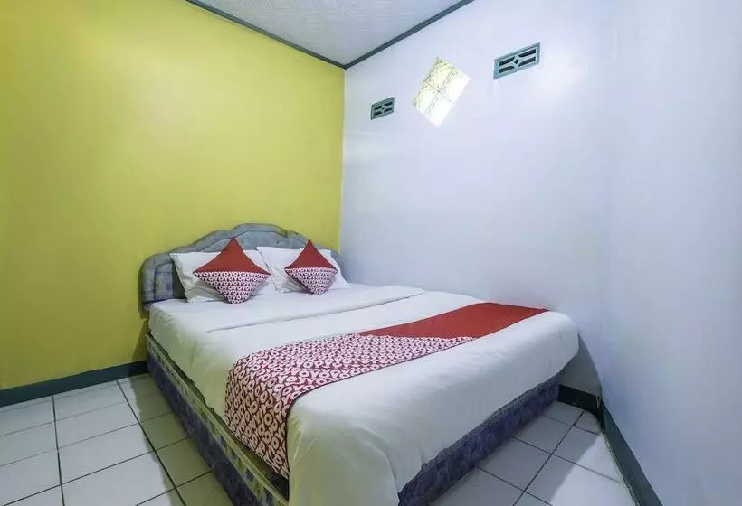 Hotelli Oyo 2141 Pondok Pulo Sari 2