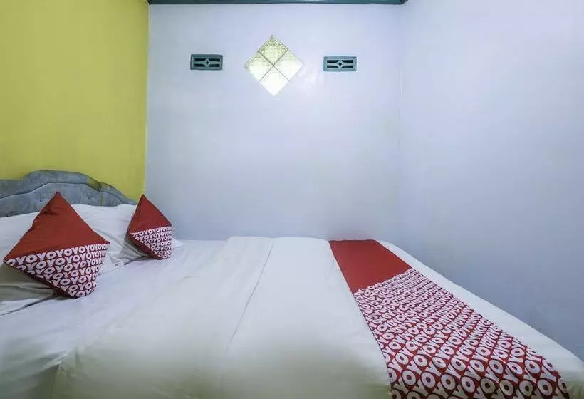 Hotelli Oyo 2141 Pondok Pulo Sari 2
