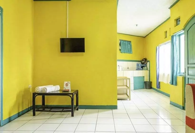 Hotelli Oyo 2141 Pondok Pulo Sari 2