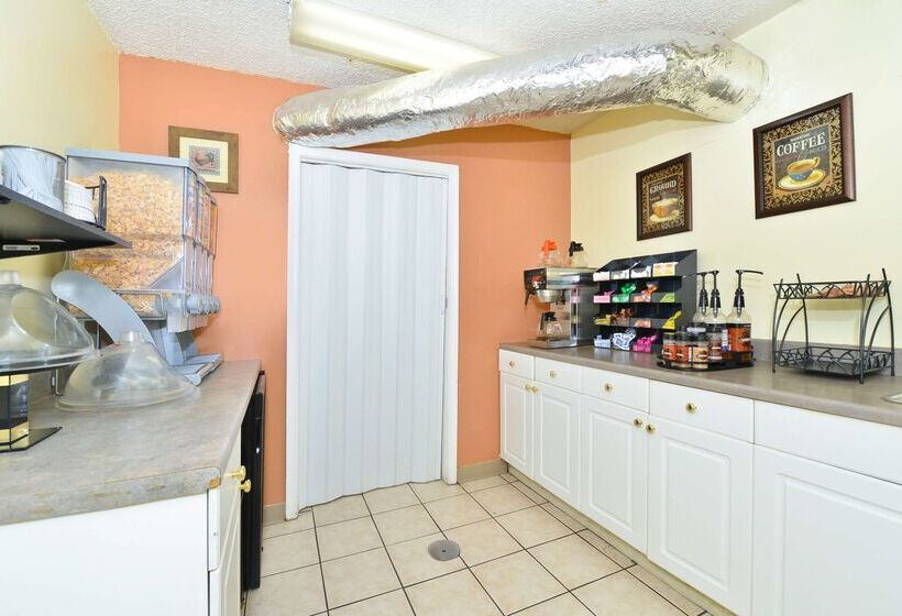 فندق Americas Best Value Inn Fredericksburg North