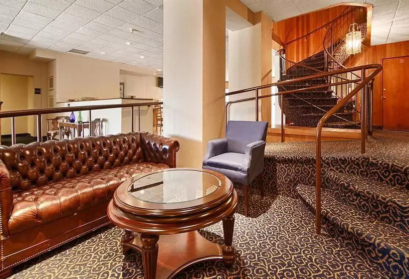 Отель The Avenue