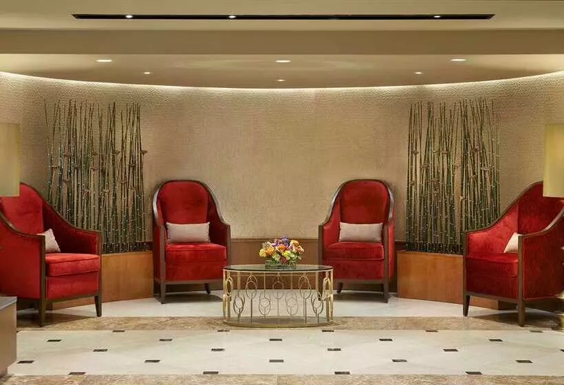 ホテル Embassy Suites Baltimore  Inner Harbor