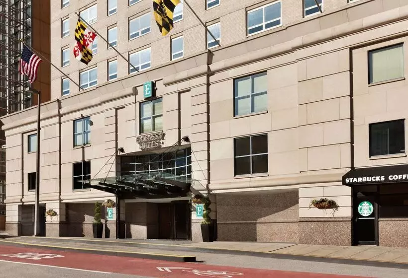 ホテル Embassy Suites Baltimore  Inner Harbor