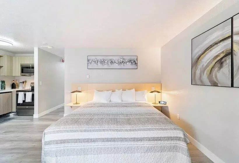 בית מלון כפרי Interurban Suites