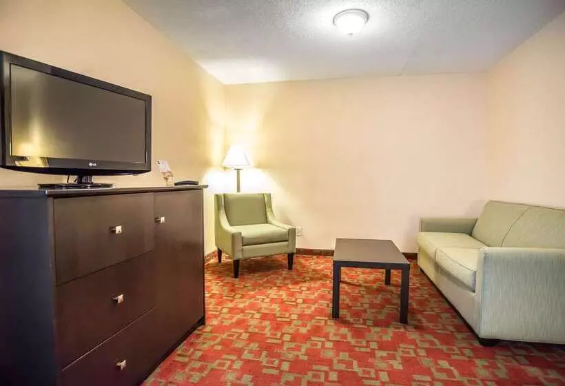 هتل Quality Inn Shelburne  Burlington
