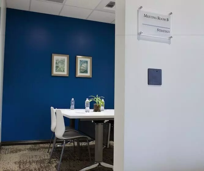 Redac Gateway Hotel Torrance