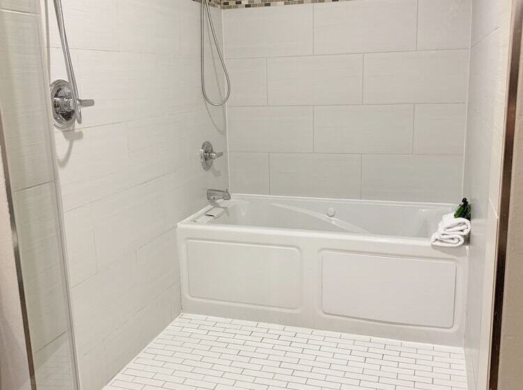 Redac Gateway Hotel Torrance