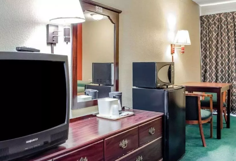 ホテル Rodeway Inn