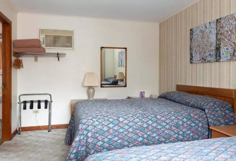 ホテル Town & Country Motor Inn