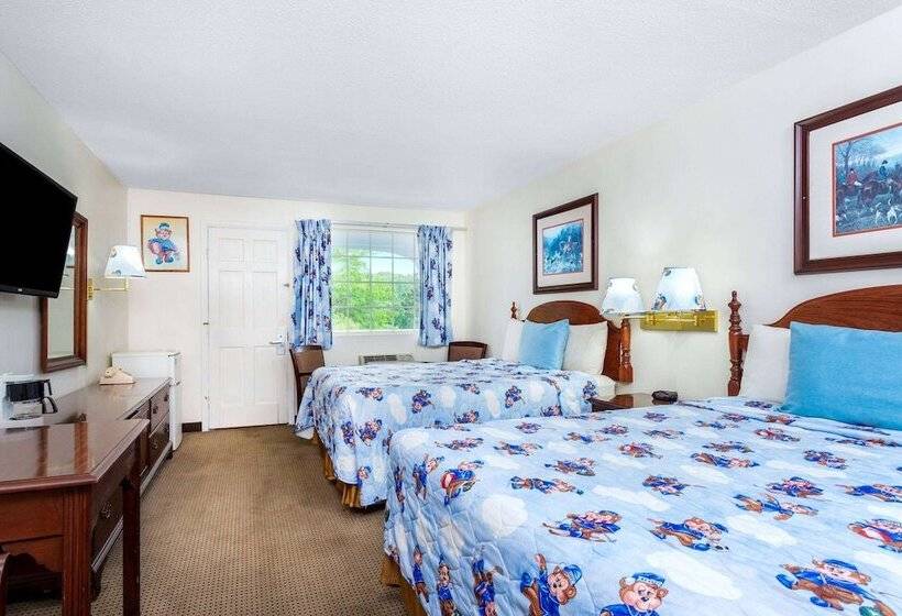 فندق Travelodge By Wyndham Cape Cod Area