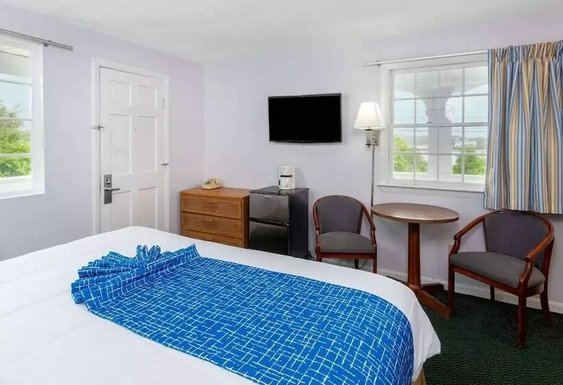 酒店 Travelodge By Wyndham Cape Cod Area