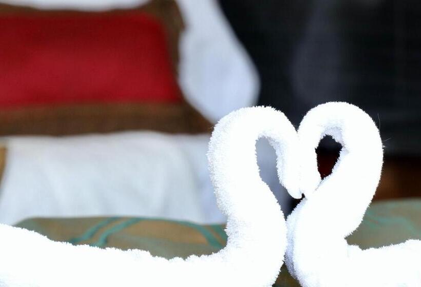 汽车旅馆  Twi Lite Inn