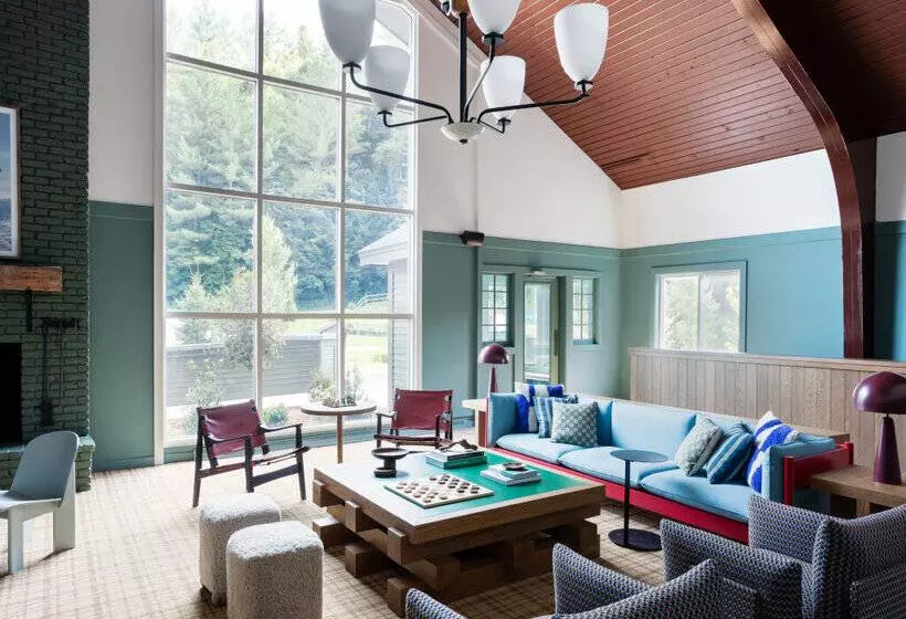 리조트 Outbound Stowe