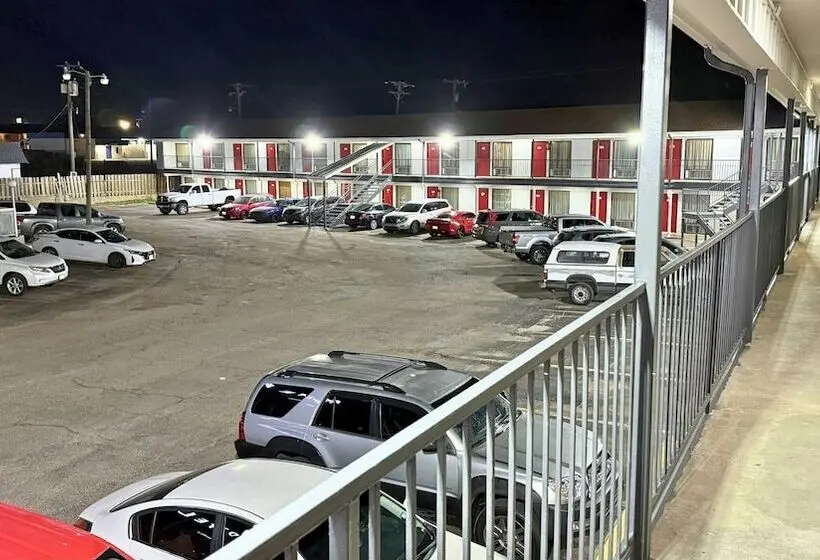 Thunderbird Motel Hillsboro