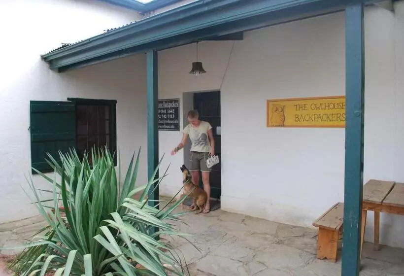 Retkeilymaja The Owlhouse Backpackers