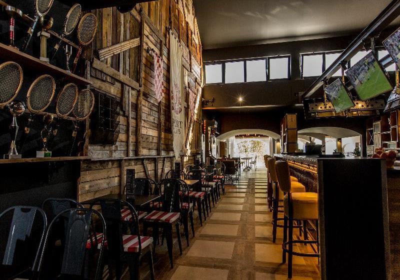 בית מלון כפרי Amadria Park Camping Trogir