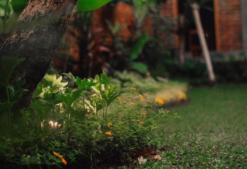 פנסיון Govardan Home Stay