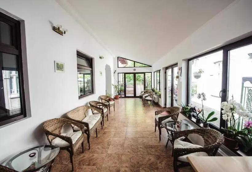 ペンション Vila Lili