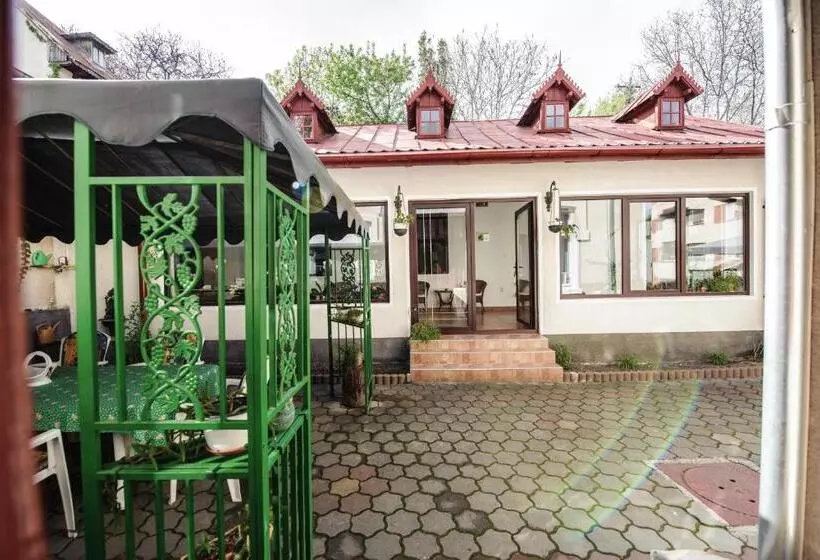 ペンション Vila Lili