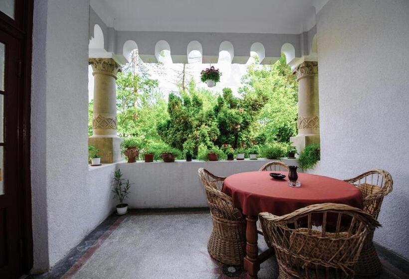 ペンション Vila Lili