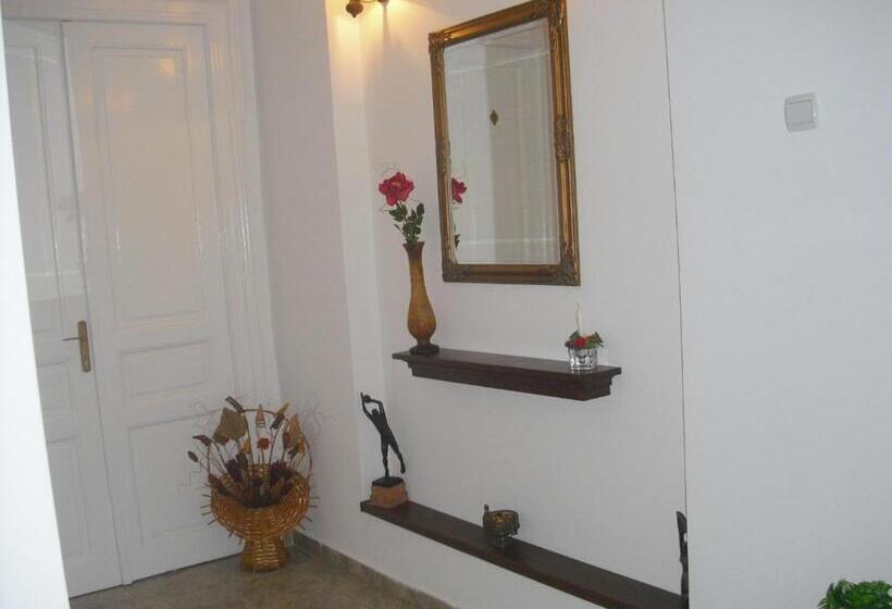 ペンション Vila Lili