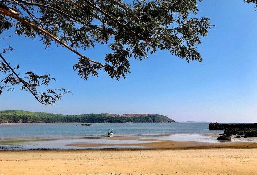 استراحتگاه Kahani Paradise