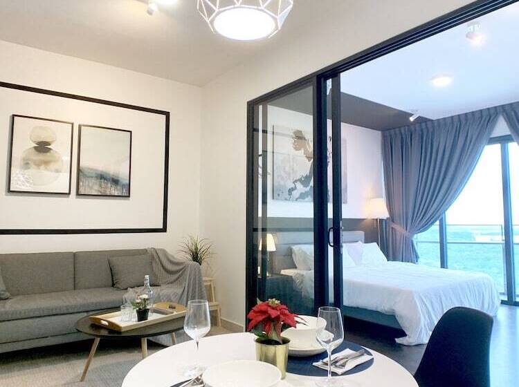 Almas Suites By Iconic Bliss