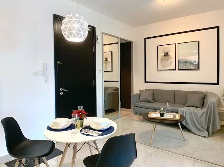 Almas Suites By Iconic Bliss