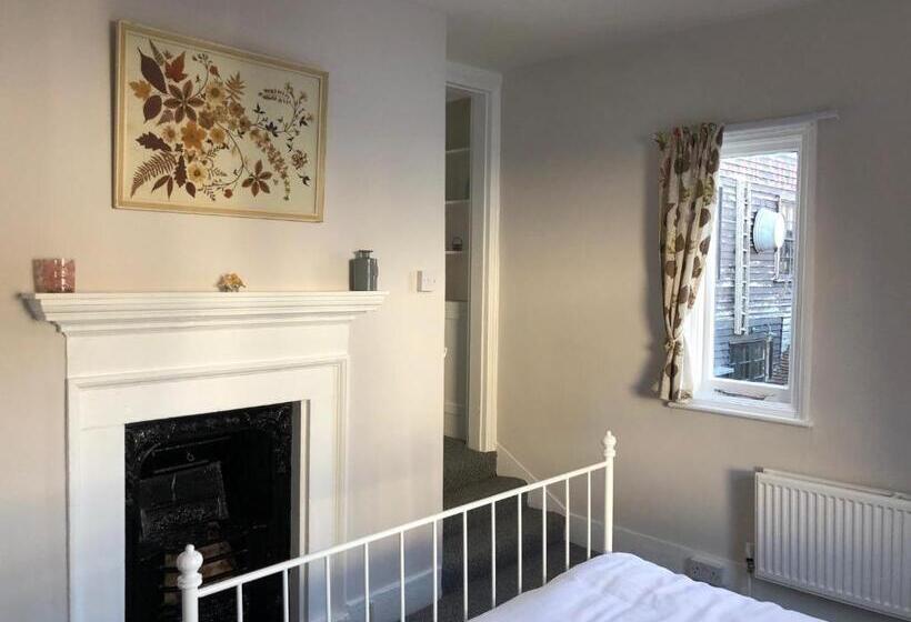 Cinque Ports Retreat