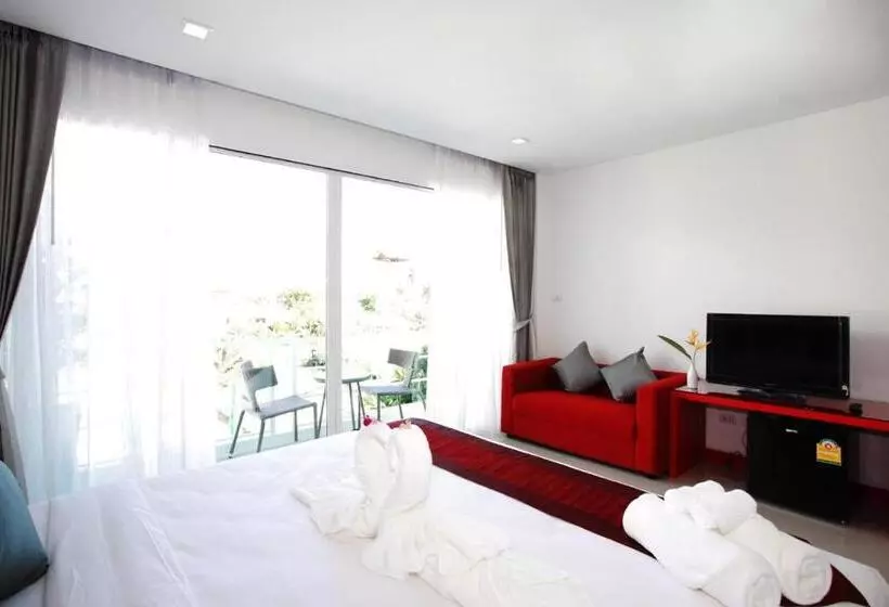 ホテル One World One Home Naiharn