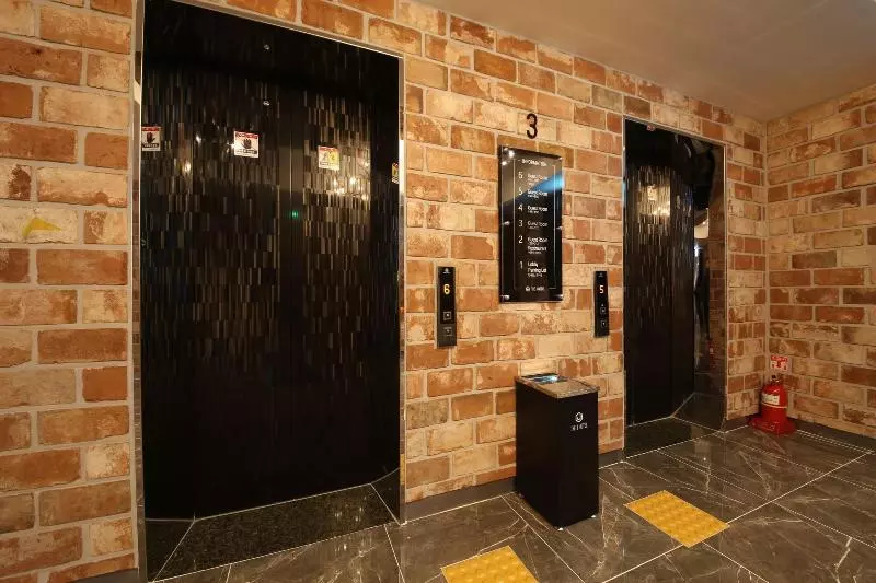 Browndot Hotel Bong Duk
