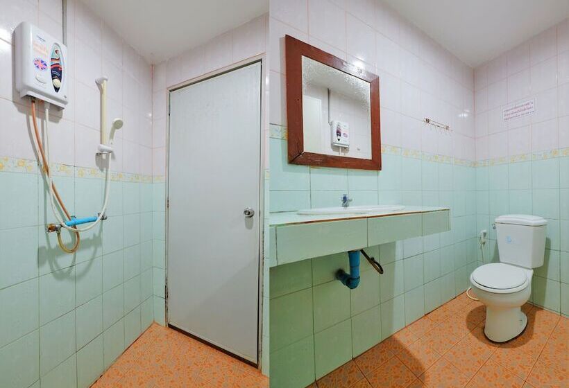 בית מלון כפרי Rose In Mansion By Oyo Rooms